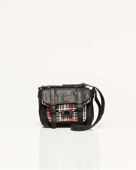 313841_629_1_469x587