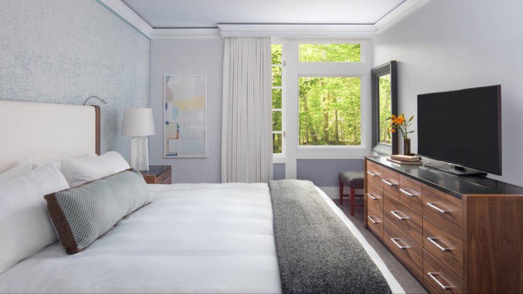 dfec eb b bc fef luxury suite king room